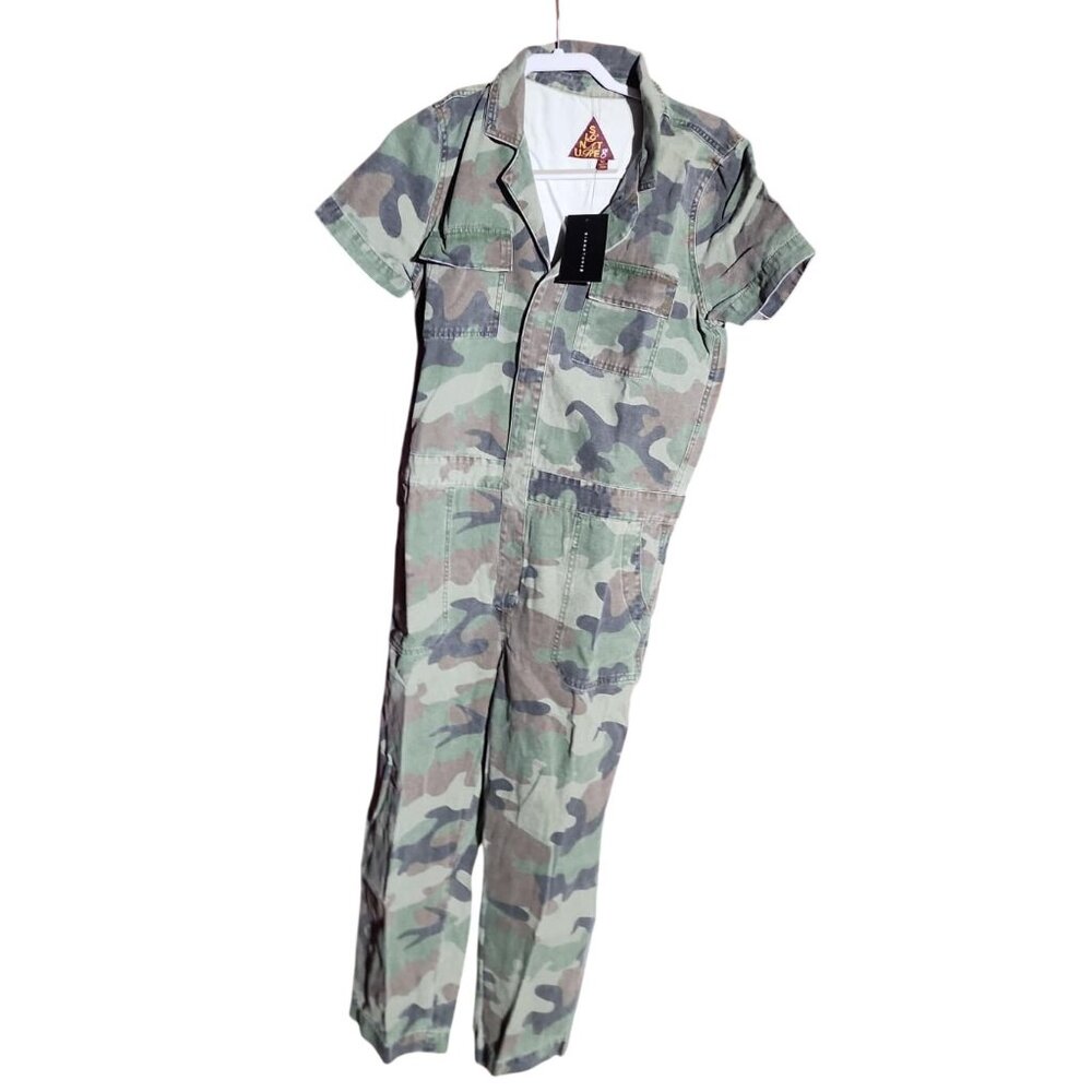 Signature 8 Camo Jumpsuit Short Sleeve size S/M - Picture 2 of 2